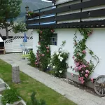 Haus Edelweiss * Grächen